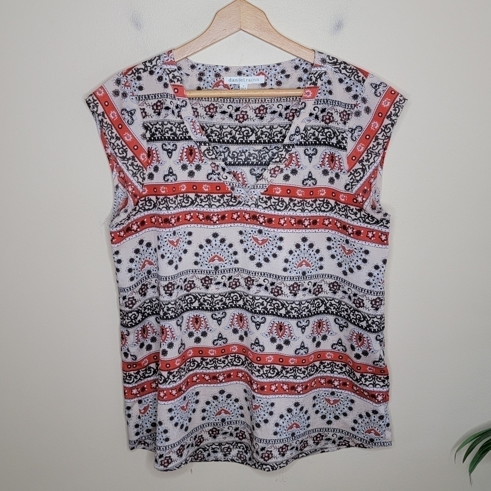 Daniel Rainn Tan & Orange Boho Print Cap Sleeve Blouse Size Medium